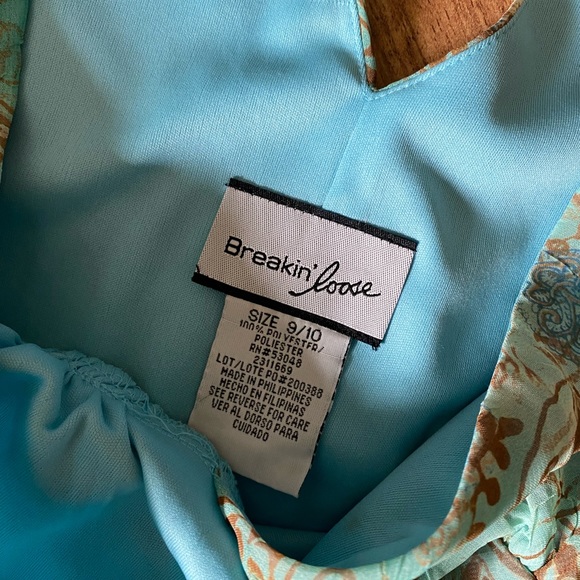 Beautiful Bohemian Design Dress - Picture 12 of 16